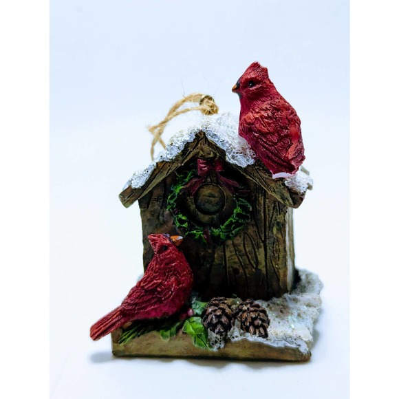 Vintage Resin Cardinals Christmas Tree Birdhouse Ornament Snow Holly Wreath - Picture 1 of 7